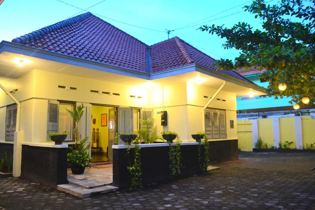 The Kresna Hotel Yogyakarta Ngoại thất bức ảnh